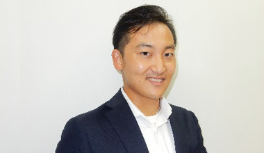 常務取締役　営業本部及び特販本部　本部長　兼　営業企画部　部長